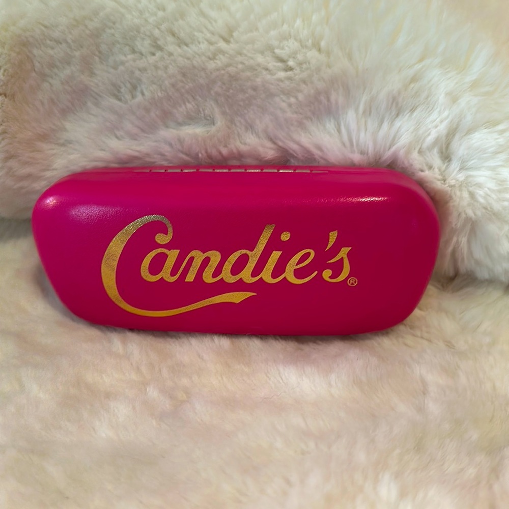 NWOT Candie’s Pink Case